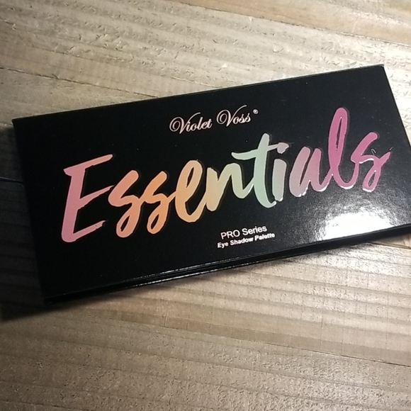 Violet Voss palette - Picture 4 of 6